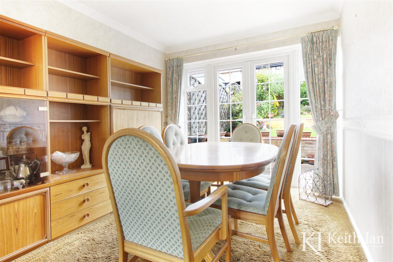 Smarts Green, Cheshunt, Waltham Cross Keith Ian